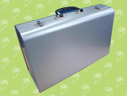 u7102 Lunch Tin & Handle Tin